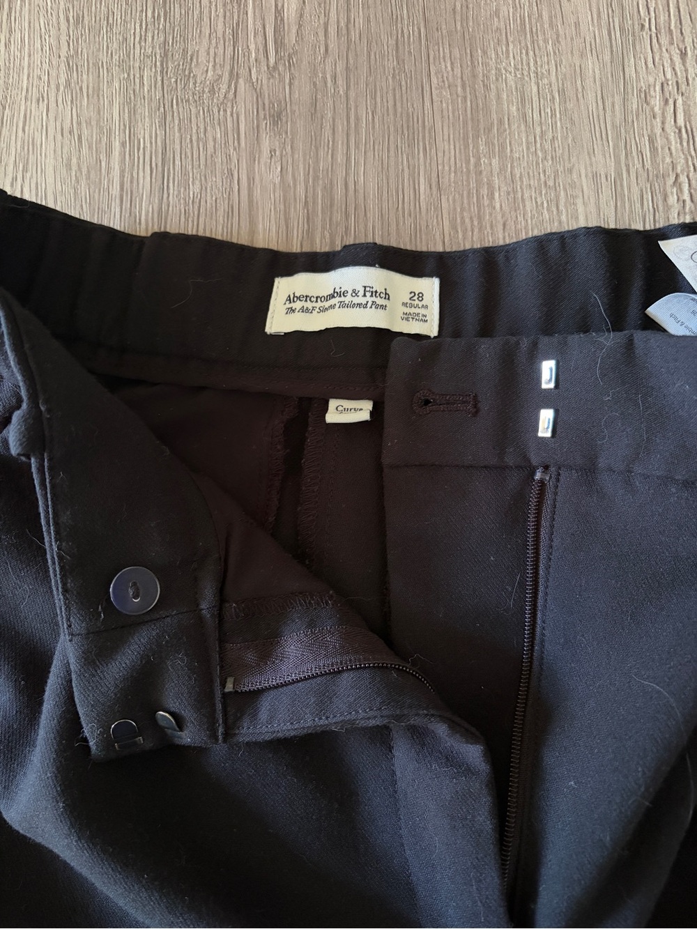 Abercrombie & Fitch Black Curve Love Wide-Leg Sloane Trousers - Picture 5 of 6